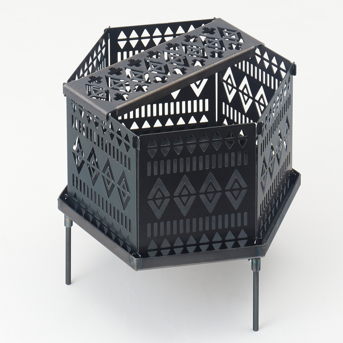 Rob Rabat ラバト 黒鉄 焚き火台 中古品 組立式焚火台「Rabat Rob Rabat ラバト 黒鉄 焚き火台 中古品 組立式焚火台「Rabat