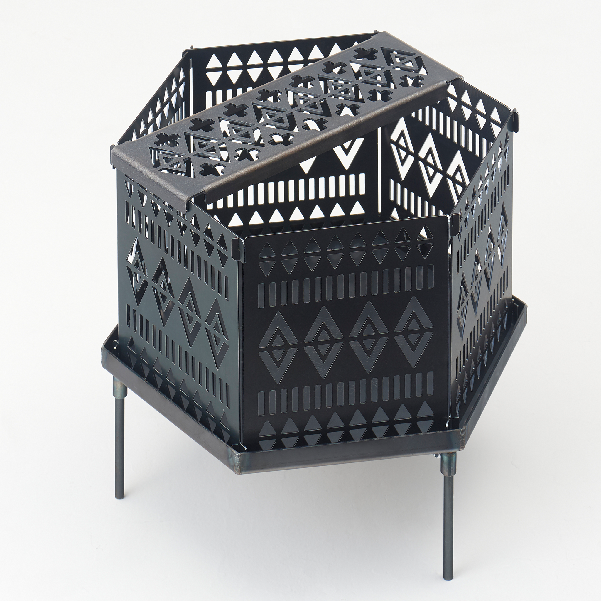 組立式焚火台「Dian」(ディアン)/【黒皮鉄】 – RobSnowオンラインストア 組立式焚火台「Dian」(ディアン)/【黒皮鉄】 – RobSnowオンラインストア